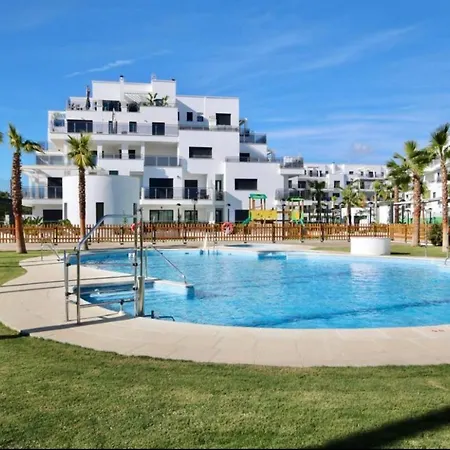 Aguacate Playa Granada